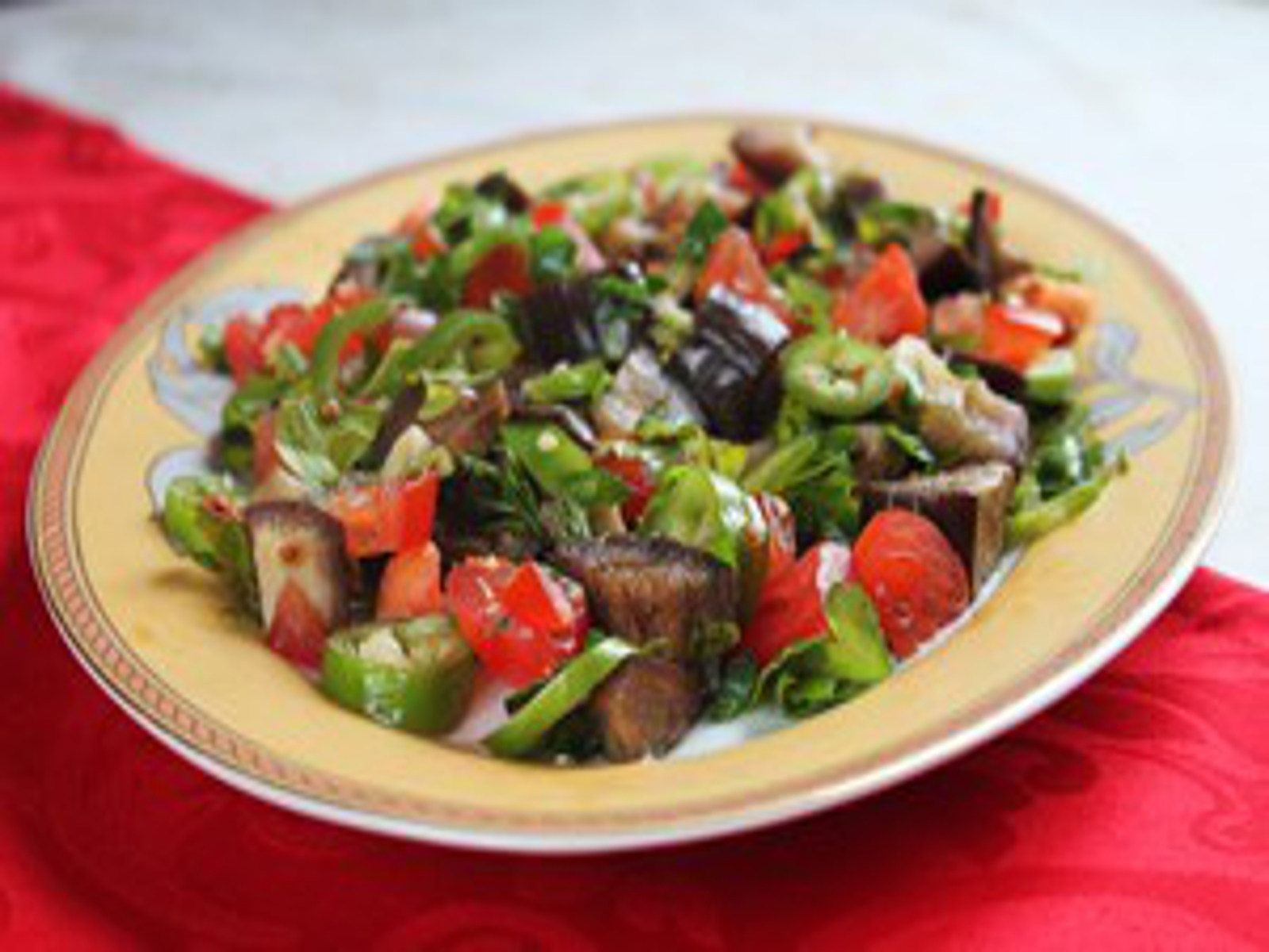 Salamur salatasi – Zoetzure salade