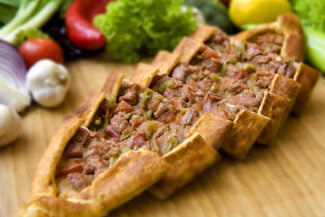 Kiymali pide - Broodje gehakt