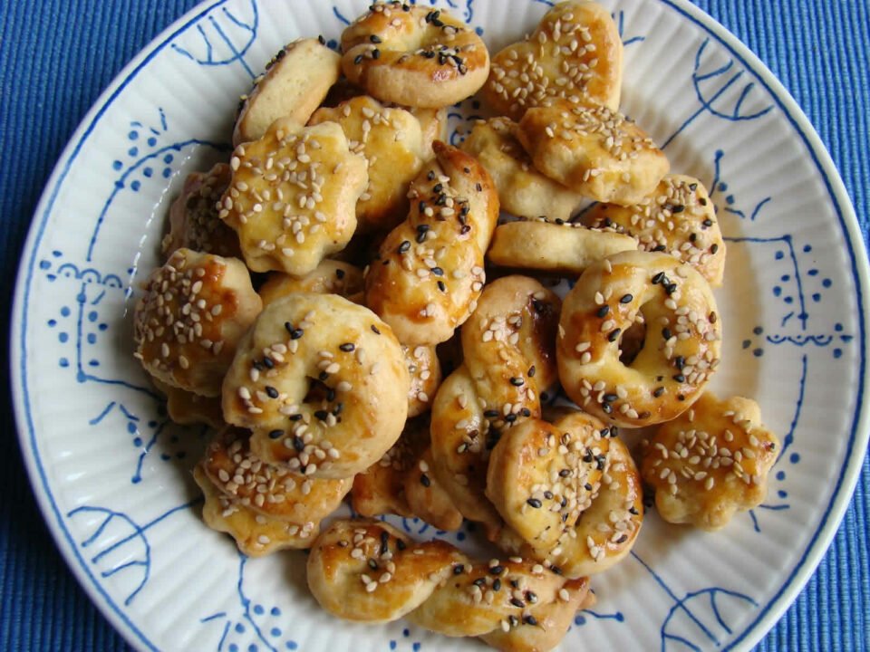 Mahlep kurabiye - Rozen koekjes