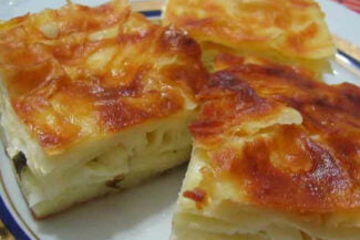 Peynirli patatesli borek - Aardappelkaas deegbol